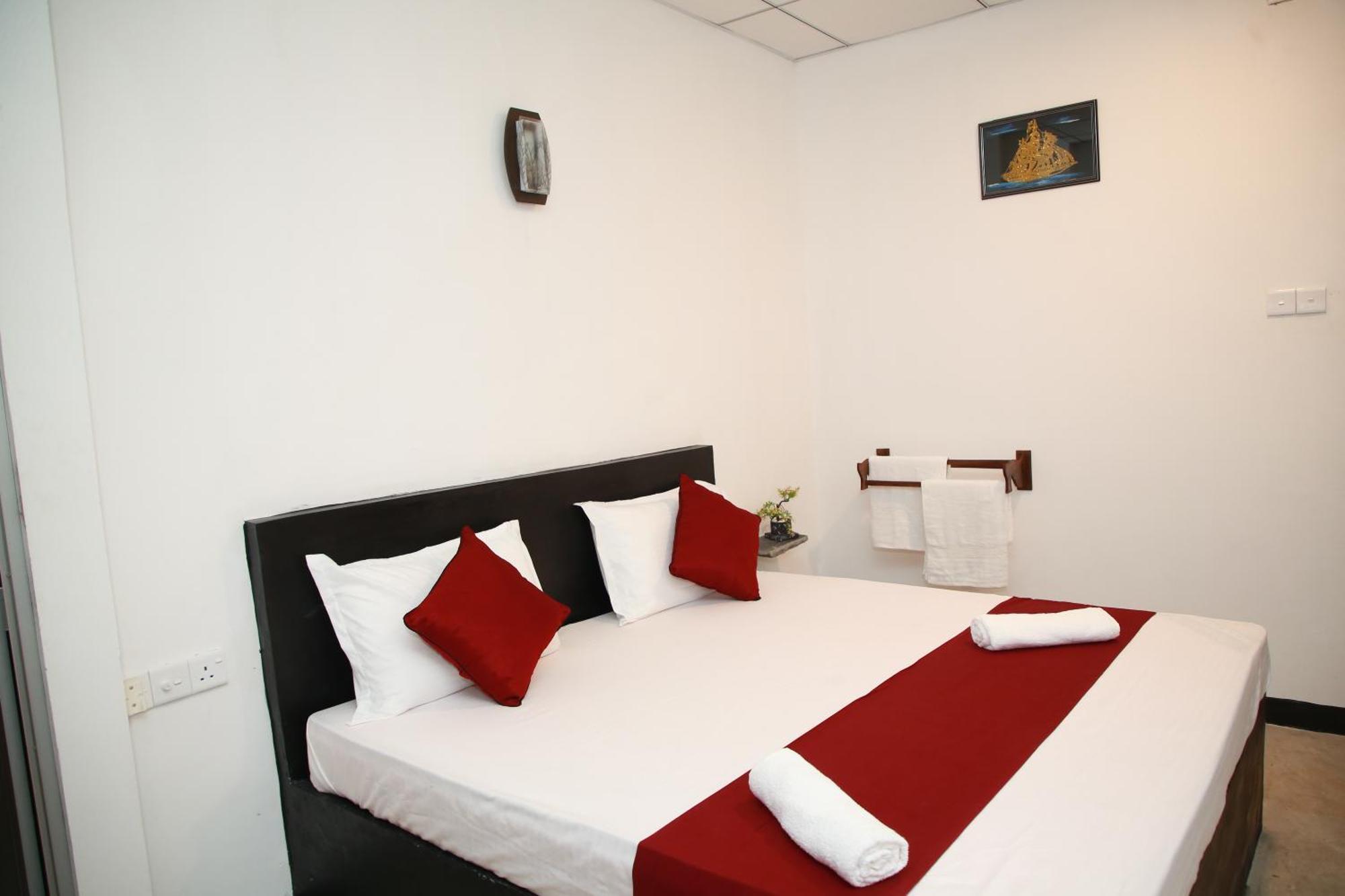 Hotel Samee Dream Guest à Midigama-Est Extérieur photo